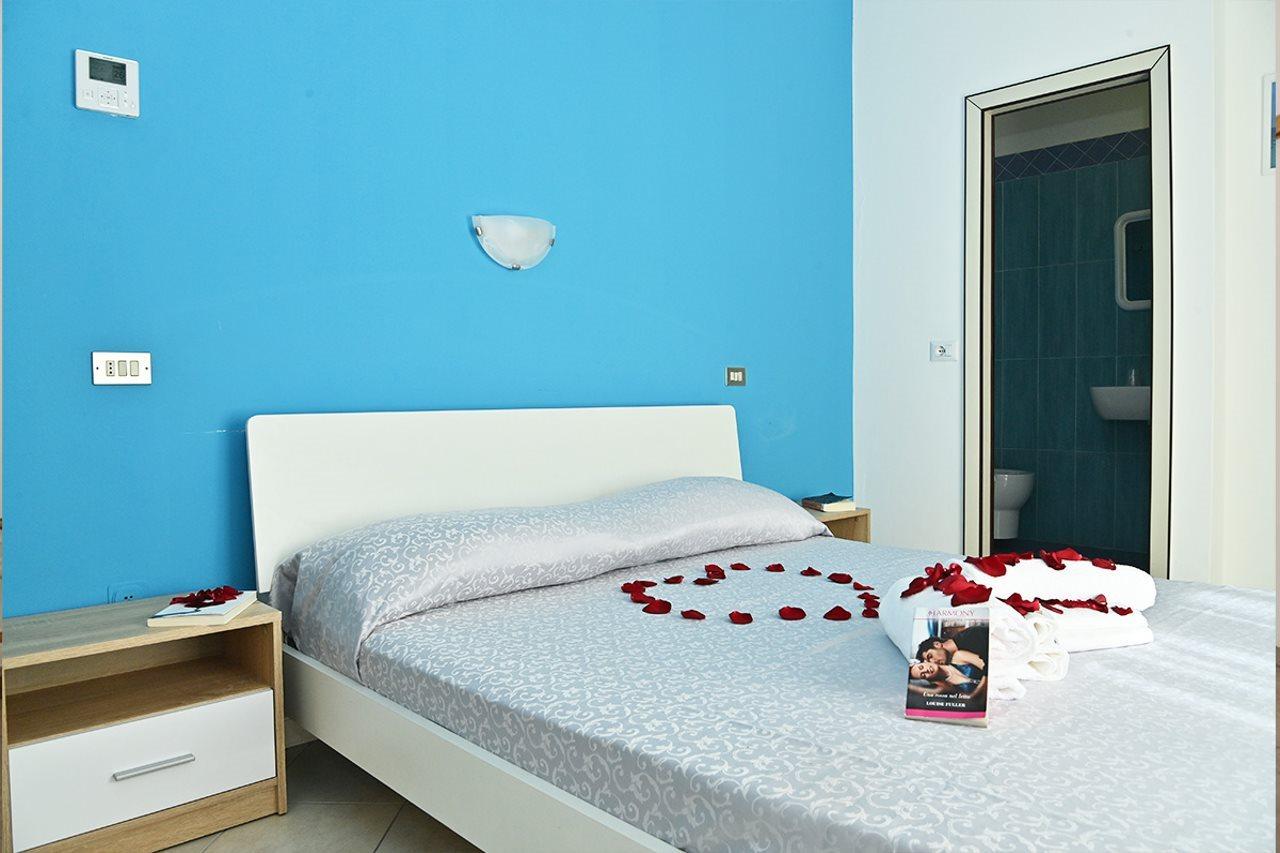 Hotel Italy Misano Adriatico Exterior foto